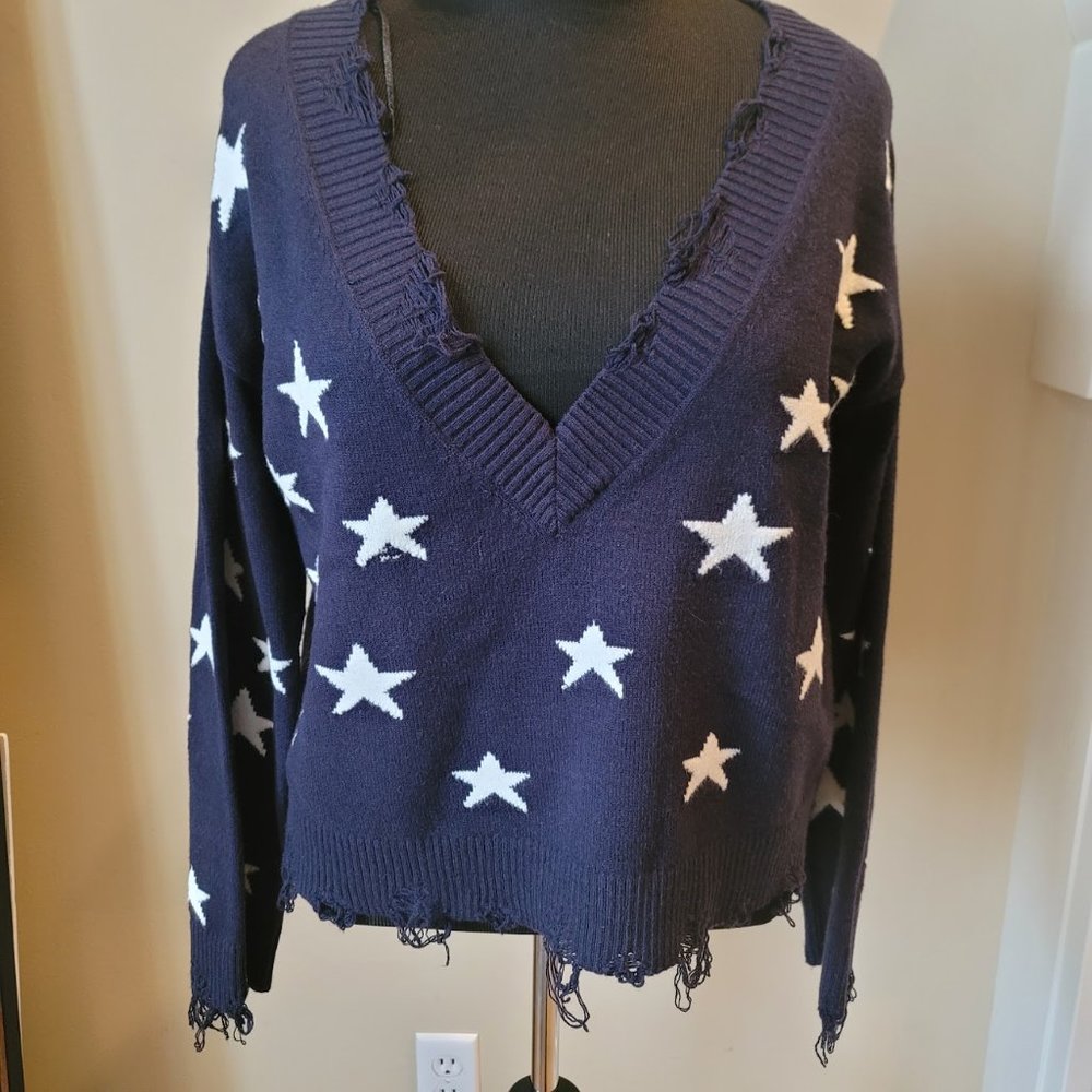 Wild Honey Distressed Sweater American Blue w/ White Stars *NEW WITHOUT TAG*
